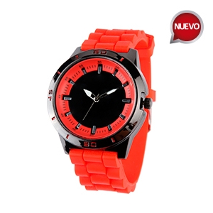 Reloj de pulso con caja metálica cristal mineral y correa de silicón