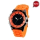 Reloj de pulso con caja metálica cristal mineral y correa de silicón