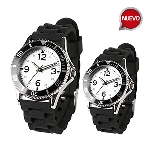 Reloj de pulso con caja de acero inoxidable y correa de silicón