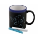 Taza con acabado mate tipo pizarrón, incluye 2 gises