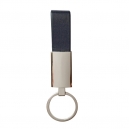 Llavero rectangular en metal y curpiel