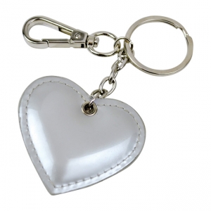Llavero en forma de corazón loft color plata