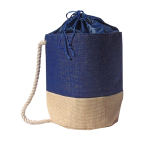 Bolso Cool de rafia en varios colores y con un tamaño adecuado