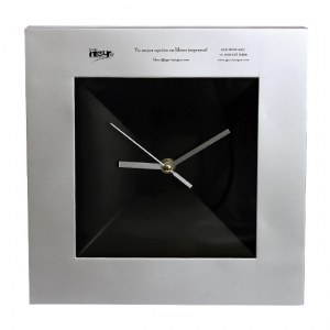 Reloj Delta cuadrado de pared