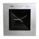 Reloj Delta cuadrado de pared