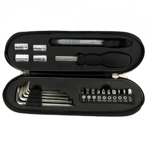 Set de herramientas con estuche metálico LAMPAG