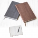 Libreta texturizada Encino con banda y separador, 90 hojas