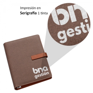 Carpeta con argollas incluye 80 hojas de colores varios compartimentos