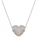 Collar con cadena color plata y un dije en forma de corazón bicolor