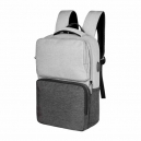 Mochila Cartaya con puerto USB porta laptop resistente