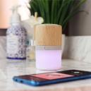 Bocina bluetooth de bambú y lámpara
