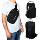 Bolsa de hombro con vinipiel color negro