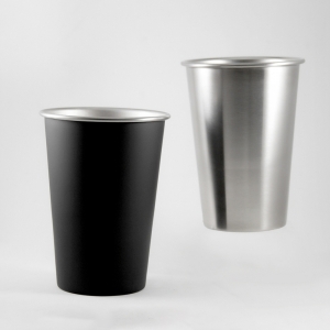 Vaso de acero inoxidable con capacidad de 500 ml