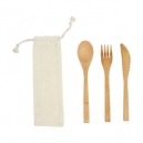 Set de cubiertos reutilizables fabricados en bambú