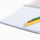 Libreta ecológica de pasta gruesa y espiral incluye 12 colores