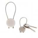 Llavero metálico circular con correa