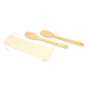 Set de cubiertos fabricado en bambú con estuche de tela