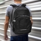 Mochila con tres compartimentos principales